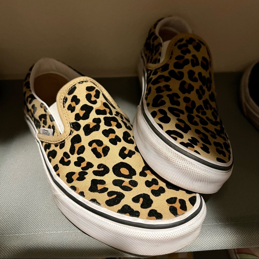 Vans Slip Ons - Leopard